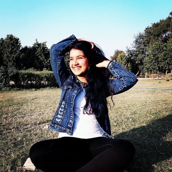 Meet your Posher, Marilyn - Picture 1 of 1